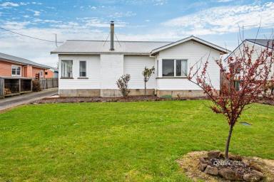 House For Sale - TAS - Smithton - 7330 - Ideal first home or investment  (Image 2)