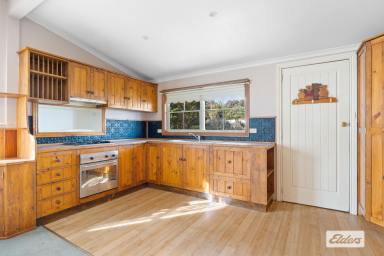 House Sold - VIC - Stawell - 3380 - Cuddle-Tree Cottage  (Image 2)