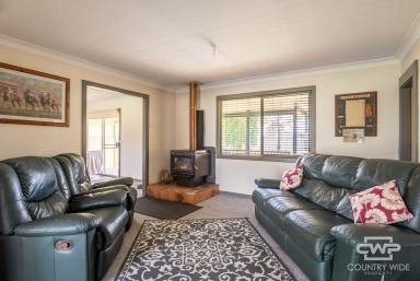House Sold - NSW - Guyra - 2365 - Large Family Home  (Image 2)