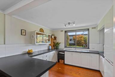 House Sold - VIC - Apollo Bay - 3233 - WHEN LOCATION IS IMPORTANT  (Image 2)