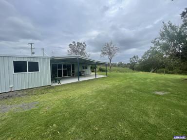 House Leased - QLD - Kingaroy - 4610 - Quaint Country Living - 30 Minutes from Kingaroy  (Image 2)
