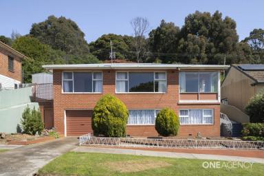 House For Sale - TAS - Burnie - 7320 - Open Home Thu 19th Jan 3:00pm - 3:30pm  (Image 2)