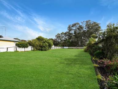 Residential Block Sold - VIC - Hamilton - 3300 - Vast Block in Secluded Court Oasis  (Image 2)