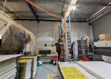 Business Sold - VIC - Murrumbeena - 3163 - Kemsigns - Complete Signage, Graphic Design and Business Branding Solutions  (Image 2)