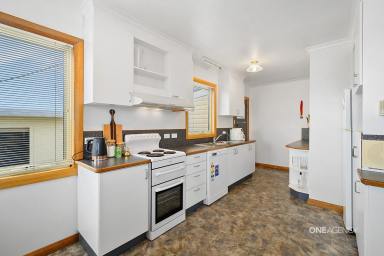 House For Sale - TAS - Smithton - 7330 - Neat, low maintenance and ideally located!  (Image 2)