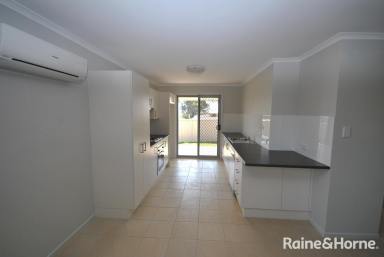 House Leased - NSW - Worrigee - 2540 - 2 Bedroom Townhouse  (Image 2)