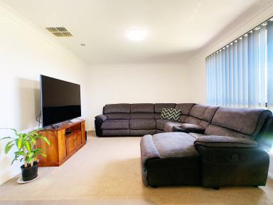 House Leased - NSW - Tamworth - 2340 - Modern 3 Bedroom Family Home - WESTDALE  (Image 2)