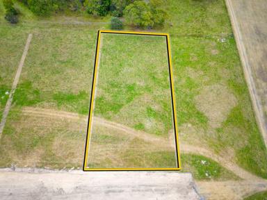 Residential Block For Sale - VIC - Lindenow South - 3875 - HIGH SIDE OF THE ROAD  (Image 2)