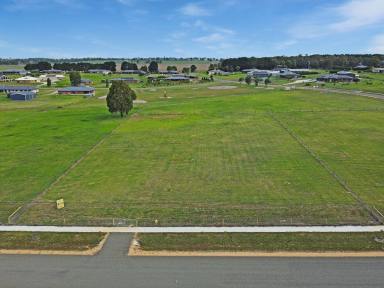 Residential Block For Sale - VIC - Lindenow South - 3875 - LOVELY RURAL ASPECT  (Image 2)