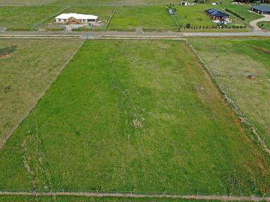 Residential Block For Sale - VIC - Lindenow South - 3875 - COUNTRY LIFESTYLE DREAM  (Image 2)