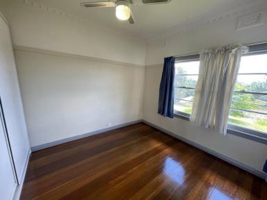 House Leased - NSW - South Grafton - 2460 - FRESHLY POLISHED FLOORS, GENEROUS FAMILY HOME  (Image 2)