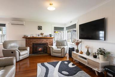 House For Sale - TAS - Smithton - 7330 - Renovated throughout in popular Kay Street!  (Image 2)
