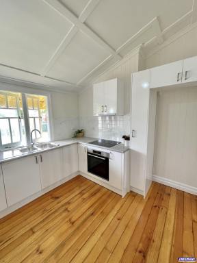 Unit Leased - QLD - Kingaroy - 4610 - Beautifully Renovated 2 Bedroom Unit with Office - Break Lease  (Image 2)