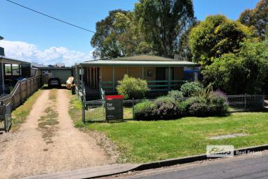 House For Sale - VIC - Eagle Point - 3878 - Close to the water.  (Image 2)