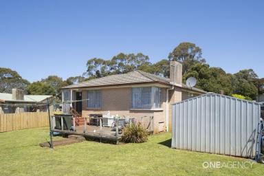 House For Sale - TAS - Shorewell Park - 7320 - Excellent Investment Opportunity  (Image 2)