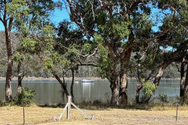 House For Sale - TAS - Taranna - 7180 - Tranquil waterfront family home with stunning views across Little Norfolk Bay. Mostly level allotment. Only a few mins drive from surf beaches.  (Image 2)