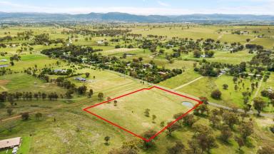 Residential Block Sold - NSW - Tamworth - 2340 - Perfect Country Escape  (Image 2)