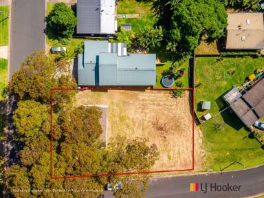 House Sold - NSW - Catalina - 2536 - Land with a FREE HOUSE!!  (Image 2)