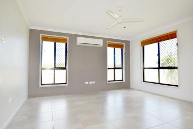 House Leased - QLD - Clinton - 4680 - Lowset Family home in Clinton  (Image 2)