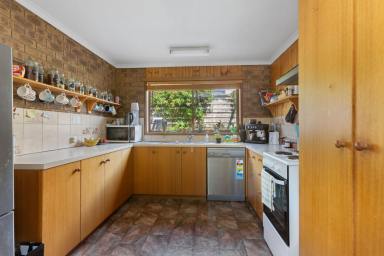 Unit Sold - VIC - Apollo Bay - 3233 - Easy to live in. Easy to let out.  (Image 2)