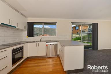 House For Lease - TAS - Rosetta - 7010 - Family Home in a Great Location  (Image 2)