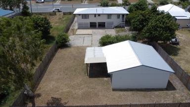 House For Sale - QLD - Bowen - 4805 - RECENT RENO - CLOSE TO BOWEN CBD  (Image 2)
