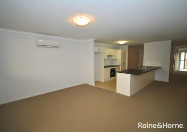 House For Lease - NSW - Worrigee - 2540 - Family Sized Duplex  (Image 2)