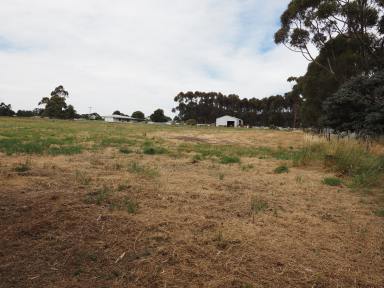 Lifestyle For Sale - VIC - Skipton - 3361 - 823M2 Exclusive Land Offering For Your New Home  (Image 2)