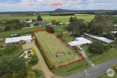 Residential Block Sold - VIC - Dunnstown - 3352 - Rare Building Block on Melbourne Side of Town  (Image 2)
