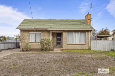 House For Sale - VIC - Ararat - 3377 - Investors Look Here!  (Image 2)