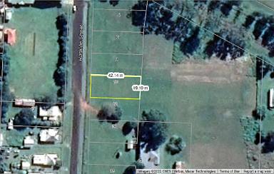 Residential Block For Sale - QLD - Ravenshoe - 4888 - Flat block close to Ravenshoe center  (Image 2)