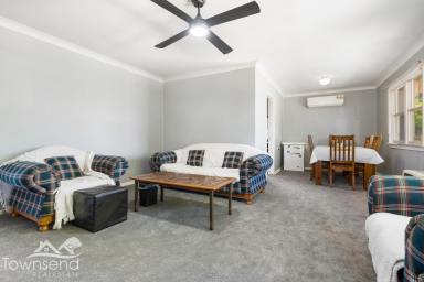House For Sale - NSW - Orange - 2800 - Fantastic Investment Opportunity  (Image 2)