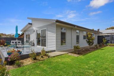 House Sold - VIC - Apollo Bay - 3233 - EASY STREETS  (Image 2)