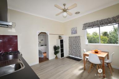House For Sale - VIC - Beechworth - 3747 - PRICED TO SELL $539,000  (Image 2)