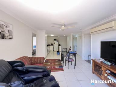 Unit For Lease - QLD - Childers - 4660 - Stylish Executive Townhouse in Childers  (Image 2)