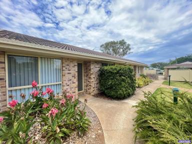 Unit For Lease - QLD - Kingaroy - 4610 - Unit in Complex close to Town  (Image 2)