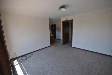 Villa Leased - NSW - Nowra - 2541 - Stone throw from CBD!  (Image 2)
