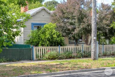 House Leased - VIC - Ballarat East - 3350 - THREE BEDROOM HOME IN BALLARAT EAST  (Image 2)