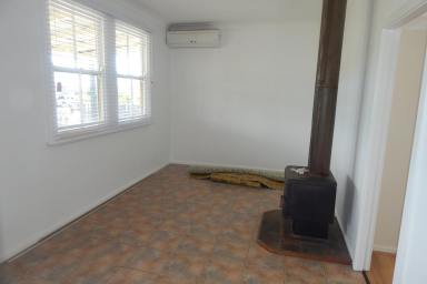 House Leased - NSW - Karuah - 2324 - SEMI-RENOVATED HOME, STONES THROW TO RIVER!  (Image 2)