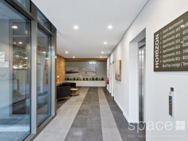 Apartment For Lease - WA - Scarborough - 6019 - SKIP, HOP & JUMP TO SCARBOROUGH BEACH, YOUR THAT CLOSE!  (Image 2)