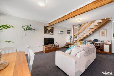 Unit Sold - TAS - Devonport - 7310 - CBD Convenience: Turnkey 3-Bed Unit, Recently Updated, Perfect for Modern Lifestyles!"  (Image 2)