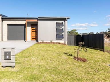 Duplex/Semi-detached For Sale - NSW - Bega - 2550 - BRAND NEW DUPLEX  (Image 2)