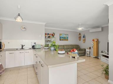 Duplex/Semi-detached Sold - NSW - Old Bar - 2430 - BEACHSIDE LIVING  (Image 2)