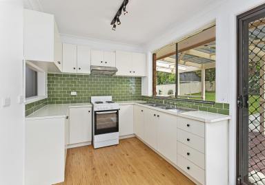 House For Lease - NSW - Kiama - 2533 - CENTRAL KIAMA FAMILY HOME  (Image 2)