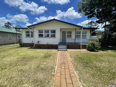 House For Lease - QLD - Kingaroy - 4610 - Home Close to Taabinga School - Large Shed  (Image 2)