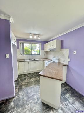 Unit For Lease - QLD - Kingaroy - 4610 - Lovely 2 Storey Townhouse  (Image 2)