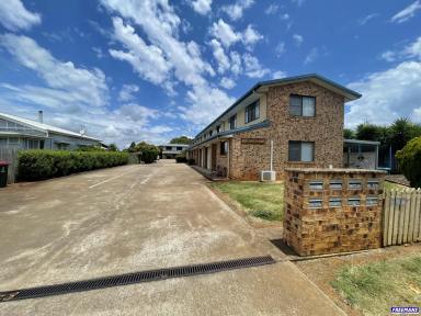 Unit For Lease - QLD - Kingaroy - 4610 - Lovely 2 Storey Townhouse  (Image 2)