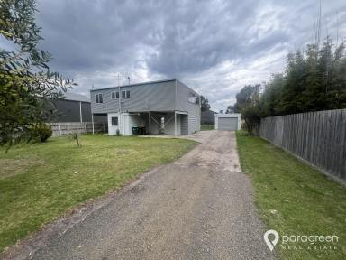 House For Lease - VIC - Port Welshpool - 3965 - Two Story Home in Port Welshpool  (Image 2)