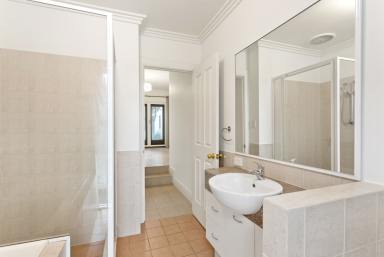 House Leased - WA - Cottesloe - 6011 - **** UNDER APPLICATION ****  (Image 2)