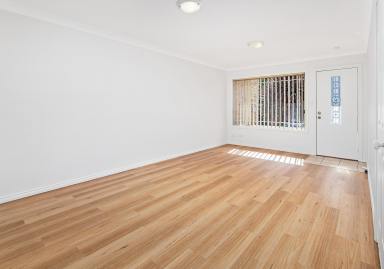 Townhouse Leased - NSW - Kiama - 2533 - Application approved & Holding deposit paid  (Image 2)